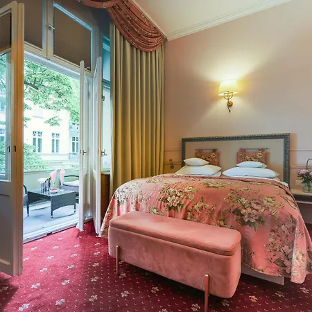 Augusta Am Kurfuerstendamm Hotel