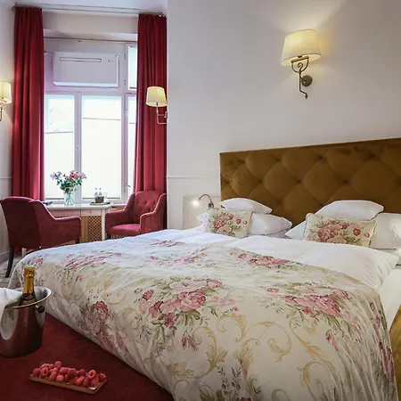 Augusta Am Kurfuerstendamm