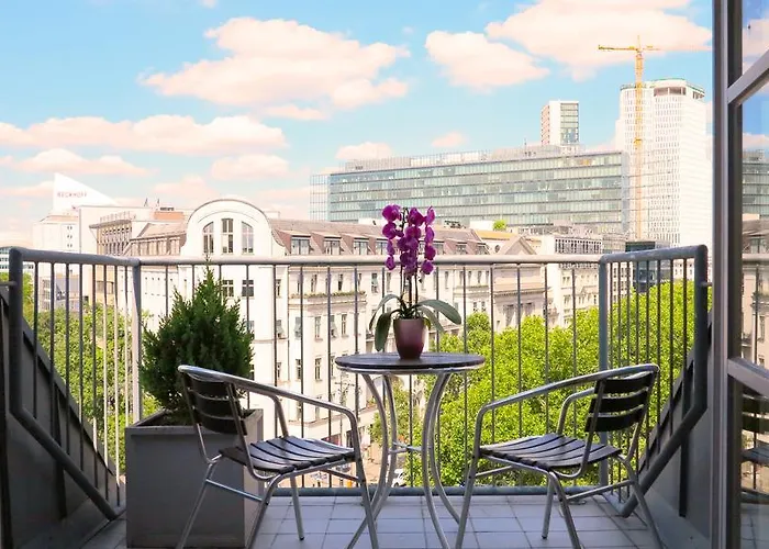 Augusta Am Kurfürstendamm