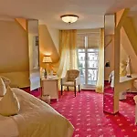 Augusta Am Kurfürstendamm 3* Berlin