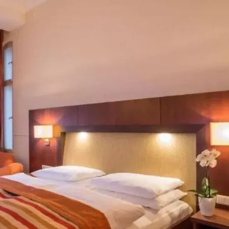 Augusta Am Kurfuerstendamm 3* Berlin