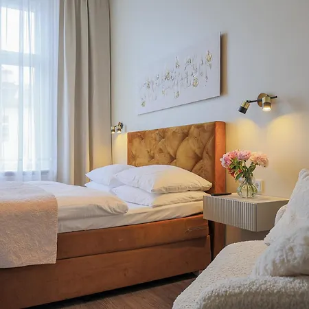 Augusta Am Kurfuerstendamm