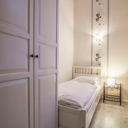 Augusta Am Kurfuerstendamm 3* Berlino