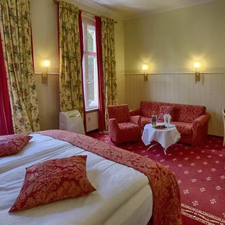 Hotel Augusta Am Kurfuerstendamm 3*