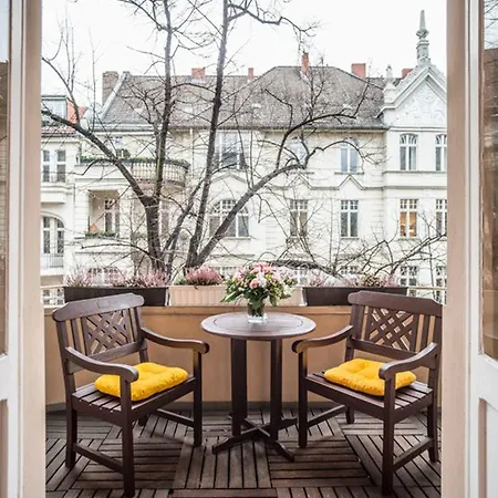 Augusta Am Kurfuerstendamm Hotel 3*