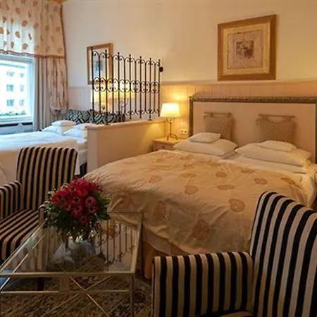 Hotel Augusta Am Kurfuerstendamm Berlín