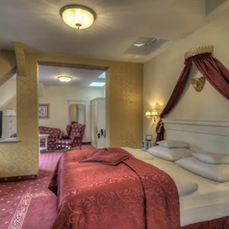 Augusta Am Kurfuerstendamm Berlin