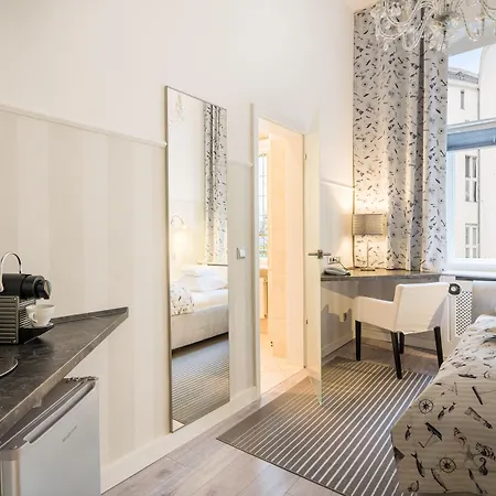 Augusta Am Kurfuerstendamm