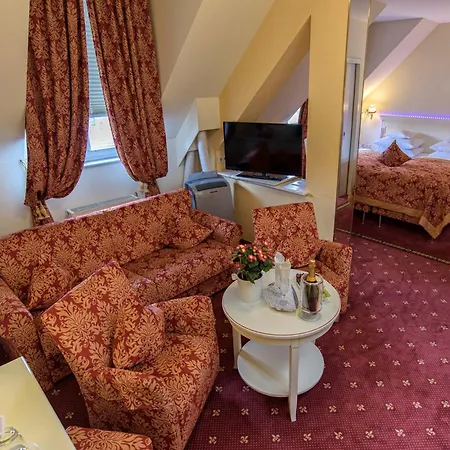 Augusta Am Kurfuerstendamm