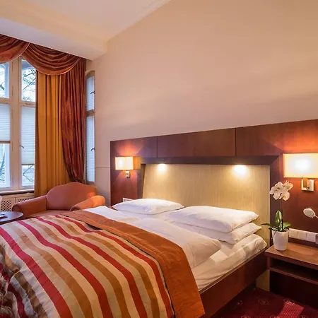Augusta Am Kurfuerstendamm