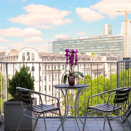 Augusta Am Kurfuerstendamm