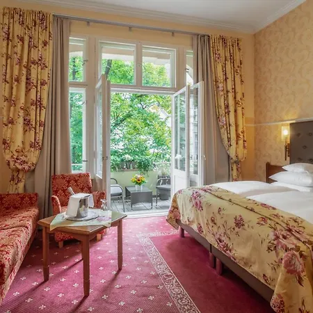 Augusta Am Kurfuerstendamm