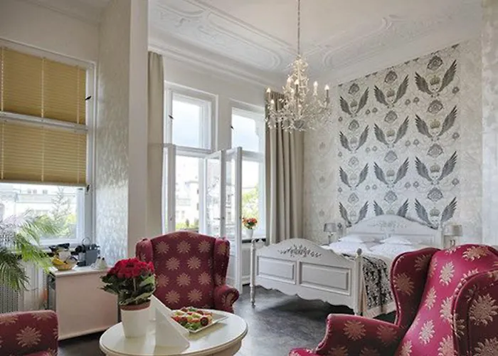 Augusta Am Kurfuerstendamm Hotell 3*