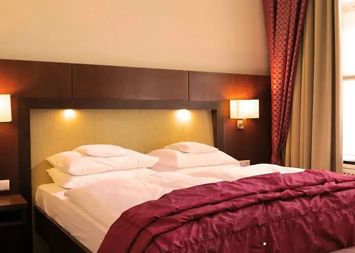 Augusta Am Kurfuerstendamm Hotell 3*