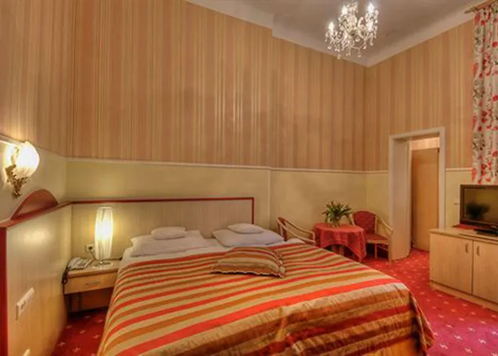 Augusta Am Kurfuerstendamm Berlin