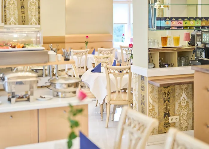 オーガスタ アム クアフュルステンダム ホテル 3*