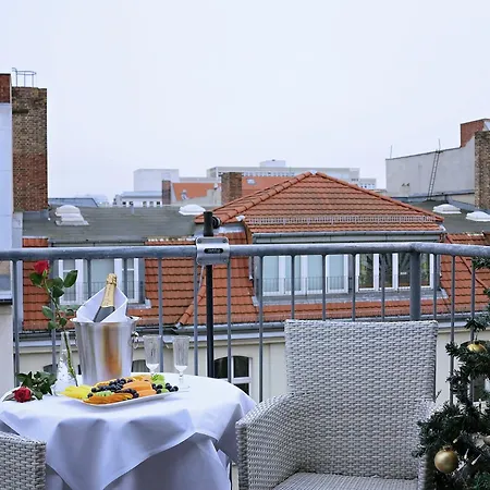 أوغوستا أم كورفورستندام 3*