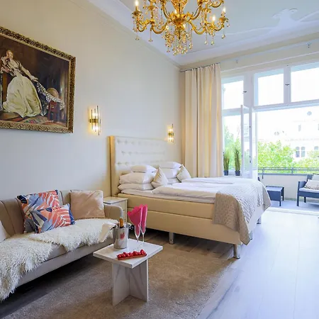 Augusta Am Kurfuerstendamm Szálloda Berlin