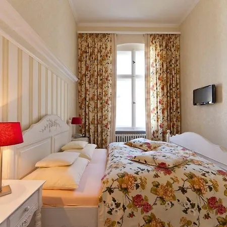 Augusta Am Kurfuerstendamm Szálloda