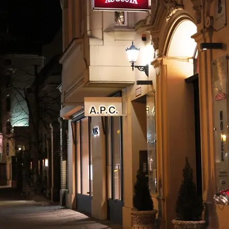 Augusta Am Kurfuerstendamm Szálloda 3*