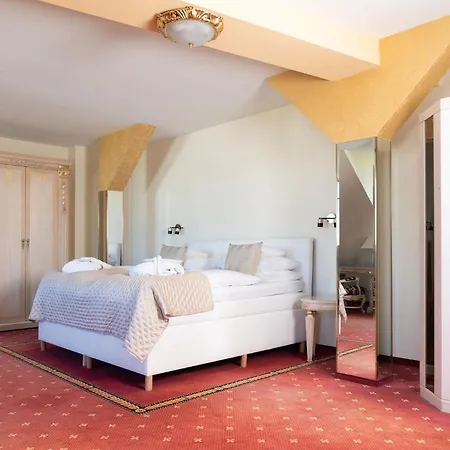 Augusta Am Kurfuerstendamm Hotell 3*