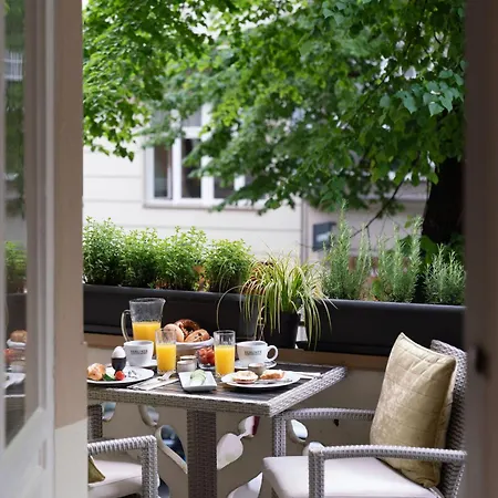 Augusta Am Kurfuerstendamm 3* Berlin