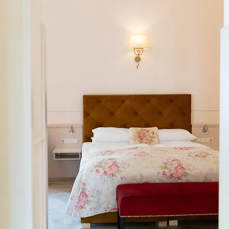 Augusta Am Kurfuerstendamm 3* Berlin